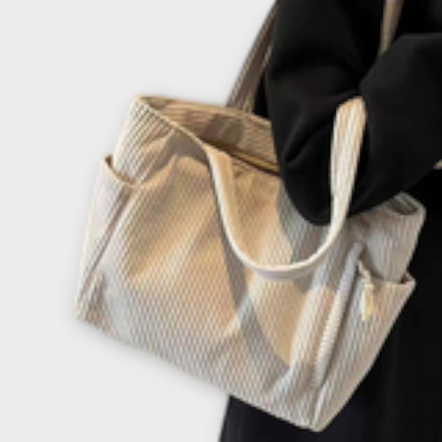 Laura Side Bag - A Stylish and Convenient Bag for Every Day