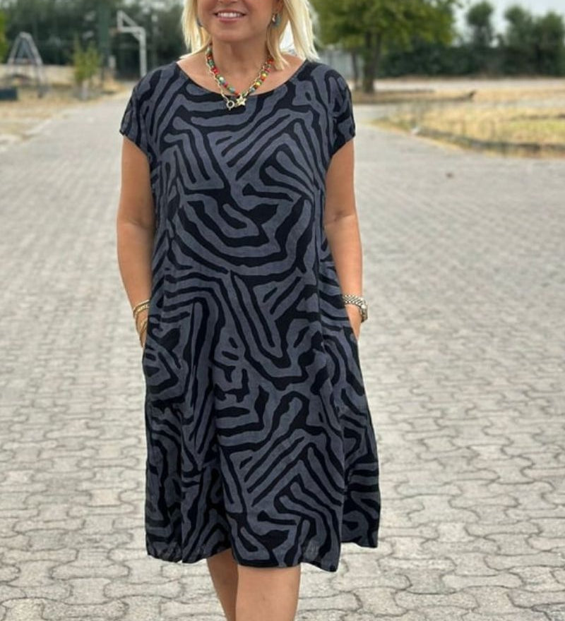 Nelia™ - Summer Dress with Round Neckline and Beautiful Print