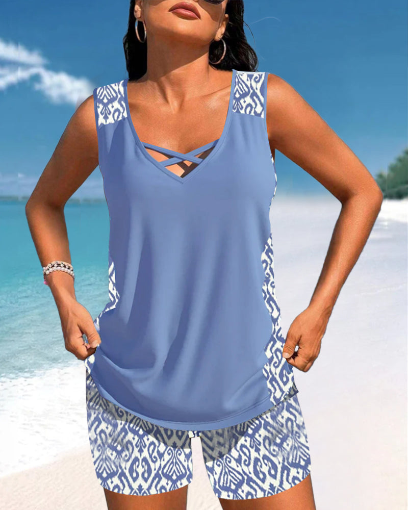 Soline | Tankini with Geometric Print and V-Neck Exposure