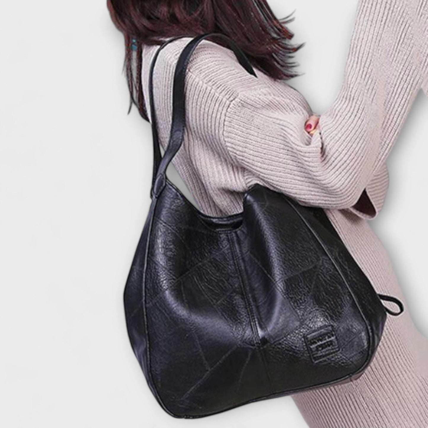 Elora Vintage Leather Bag - An Elegant and Convenient Bag for Everyday Use