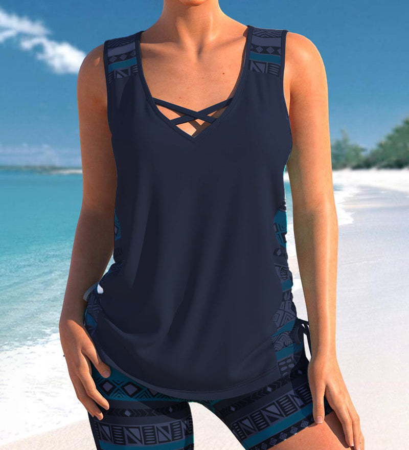 Soline | Tankini with Geometric Print and V-Neck Exposure
