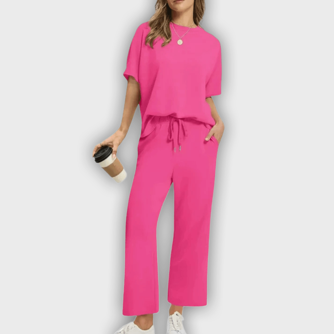 Comfortable Top and Pants Set for Women - Elegant and Relaxing