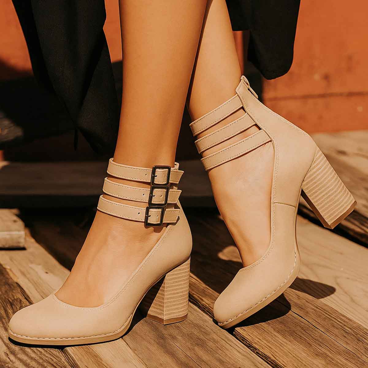 Ginabra™ | D'Colta with Straps and Wide Heel