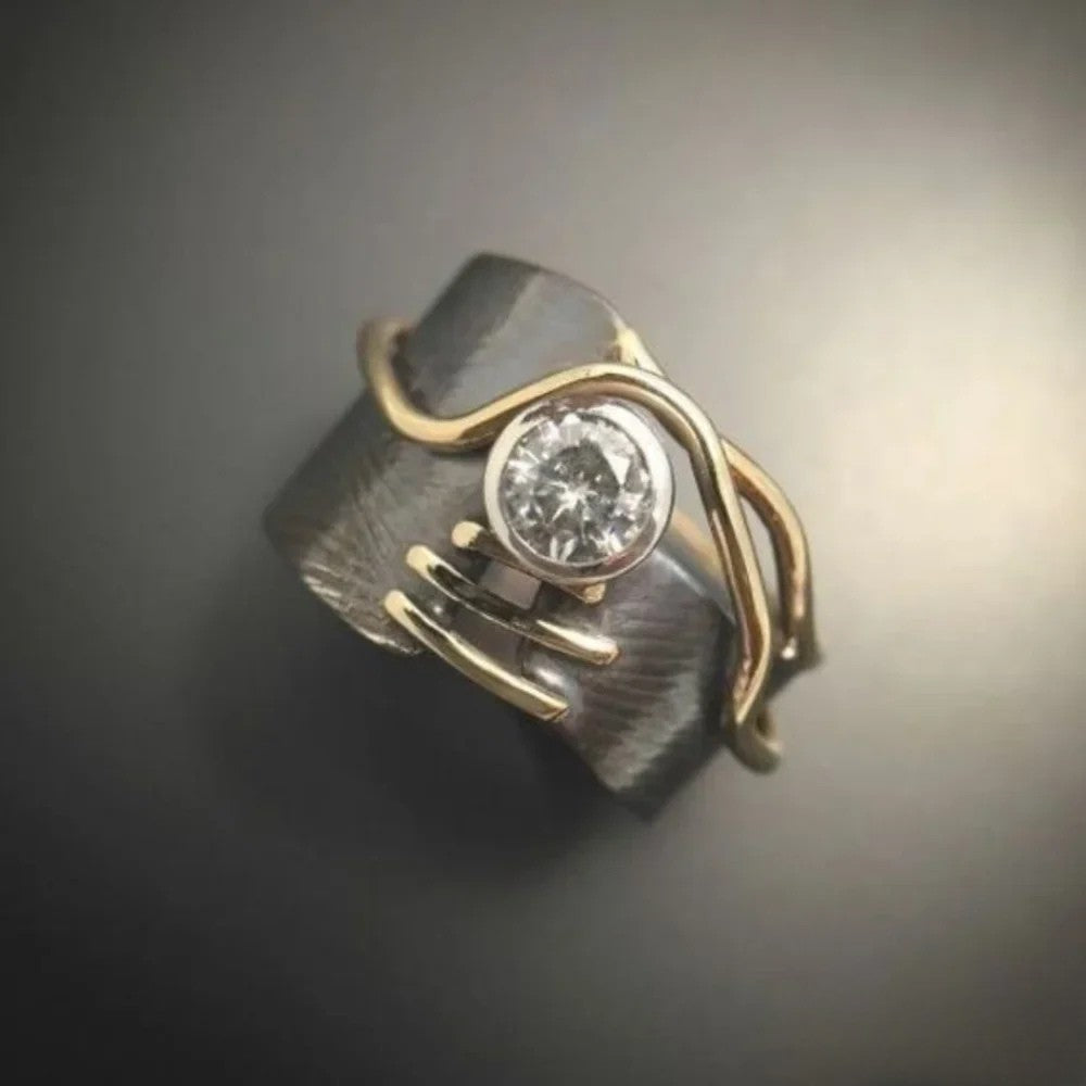 Dark Silver Retro Zirconia Ring
