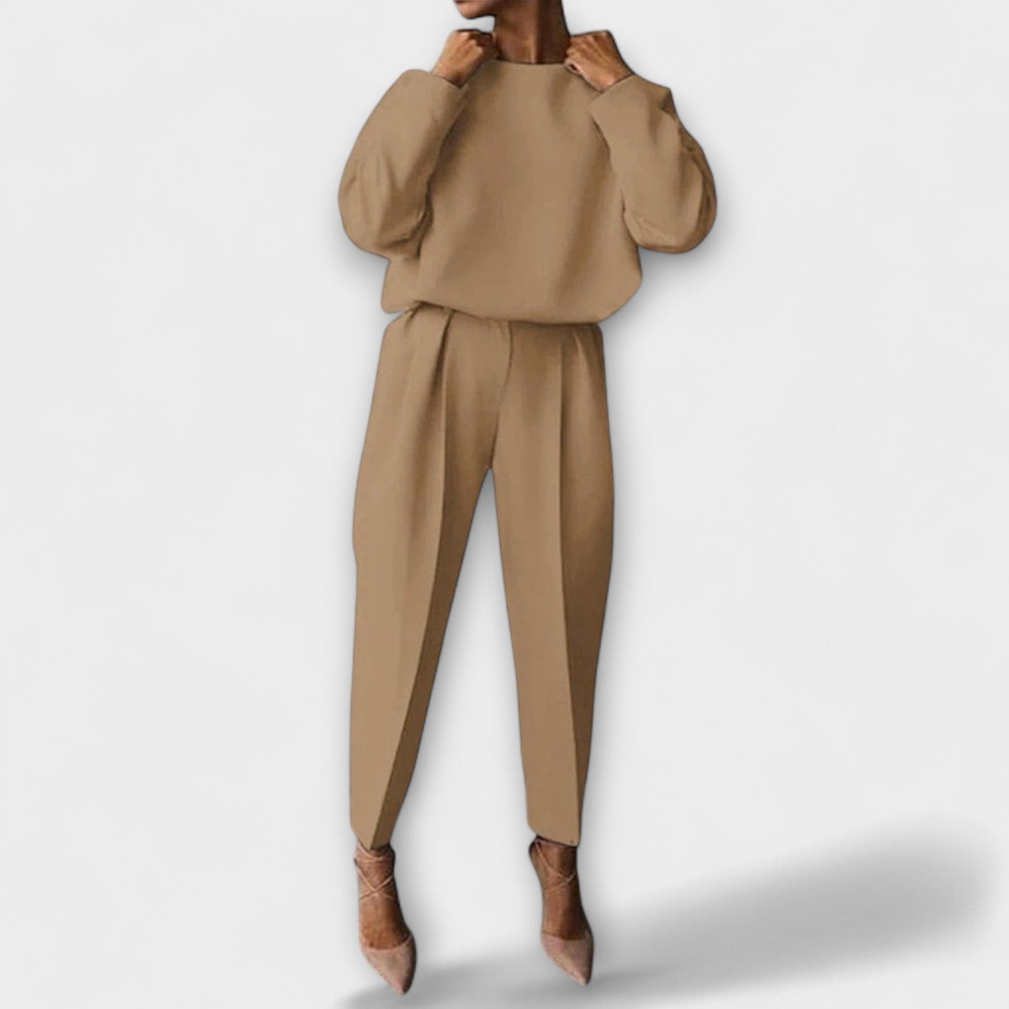Liuli – Two-Piece Set with Elegant Ease