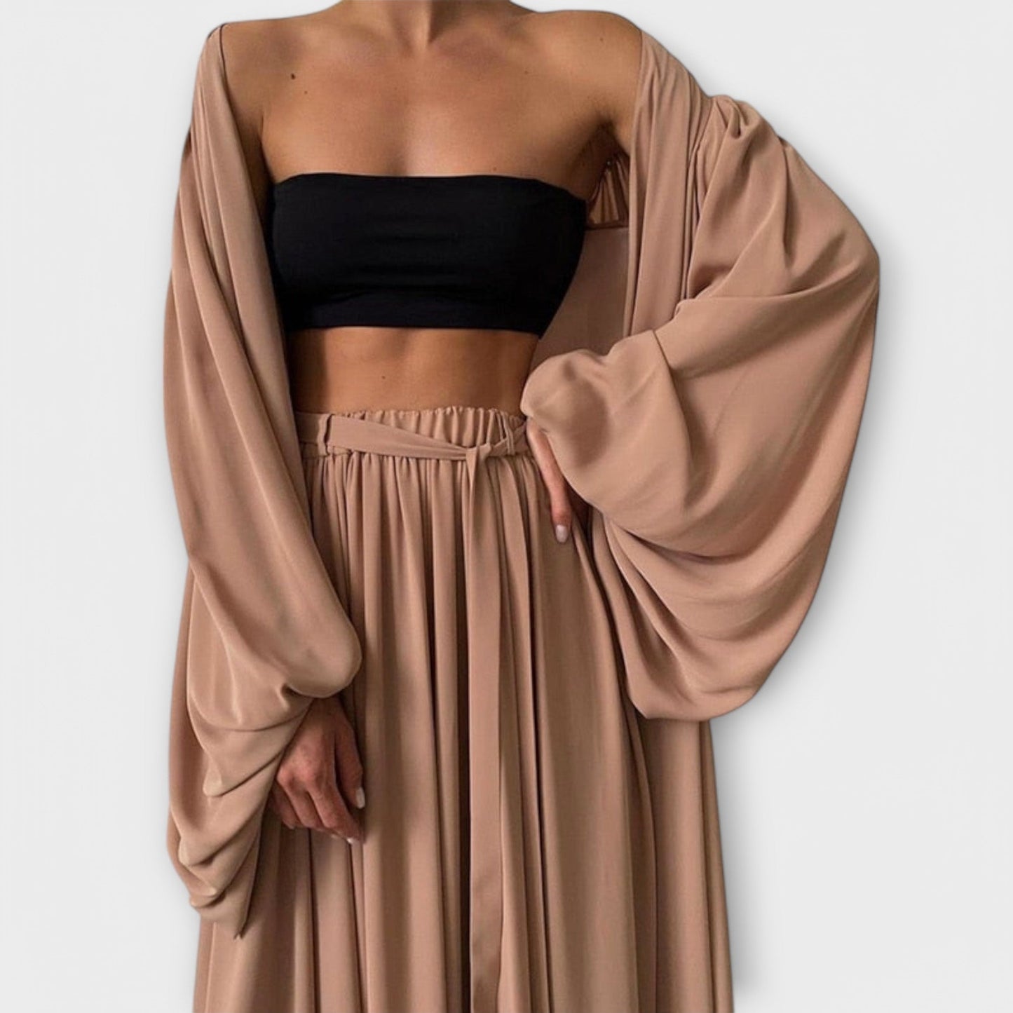 Lomara – Three-Piece Lounge Set with Kimono