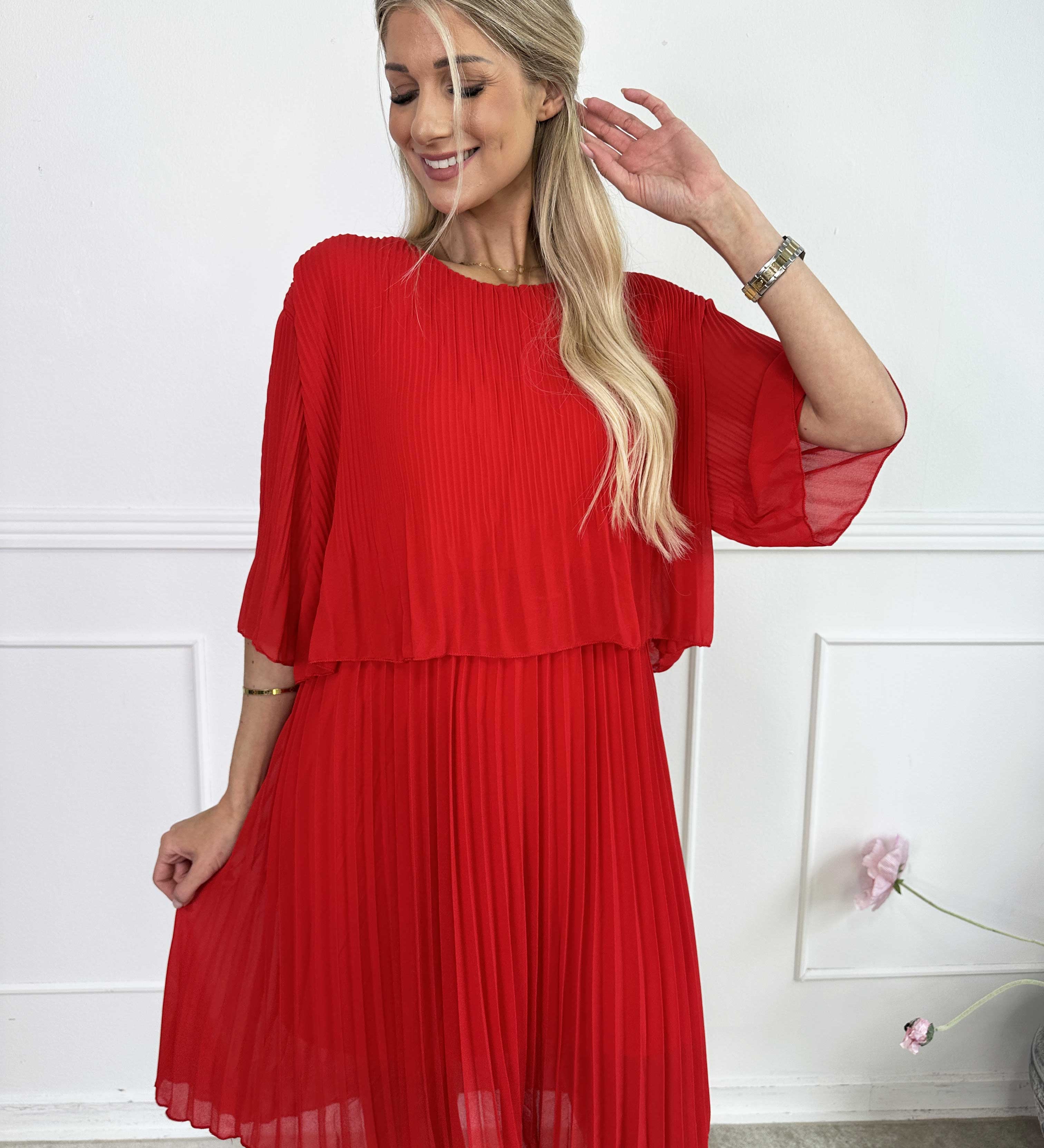 Kristina - Sweet Inflatable Dress with a Rafia Layer