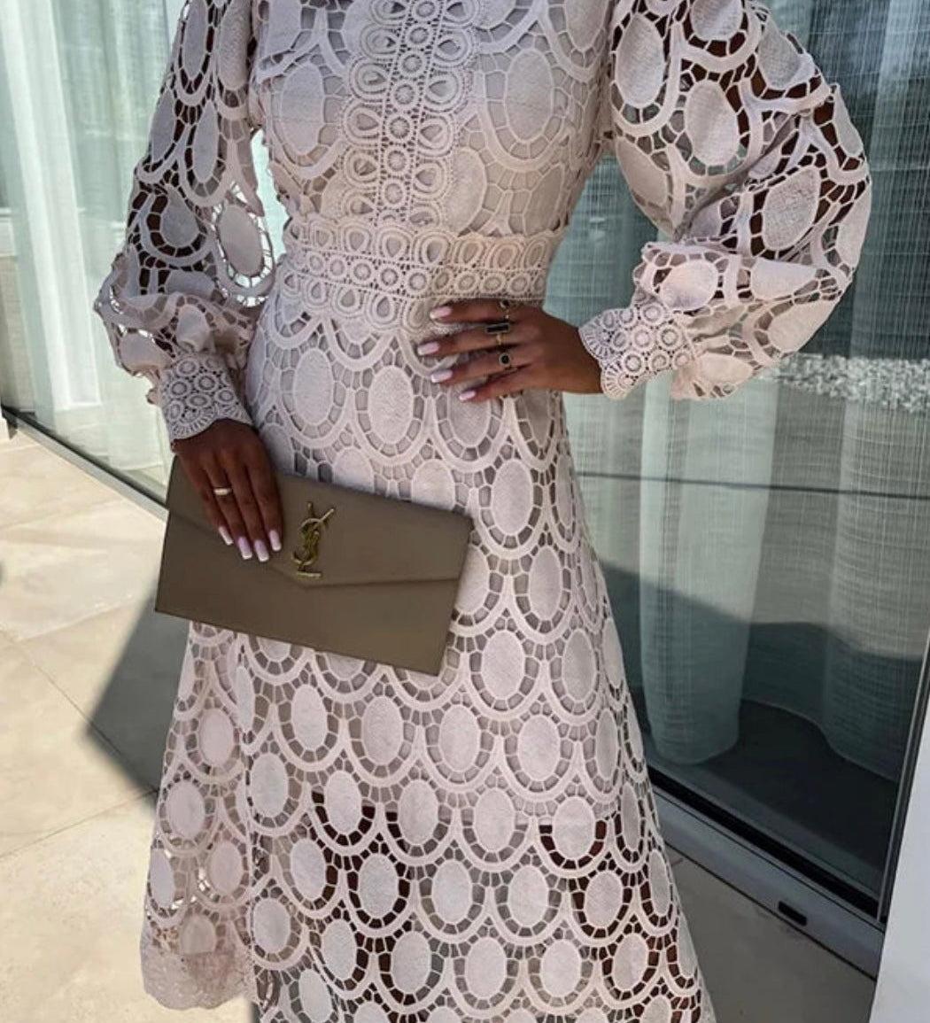 Charlotte - Midi Dress