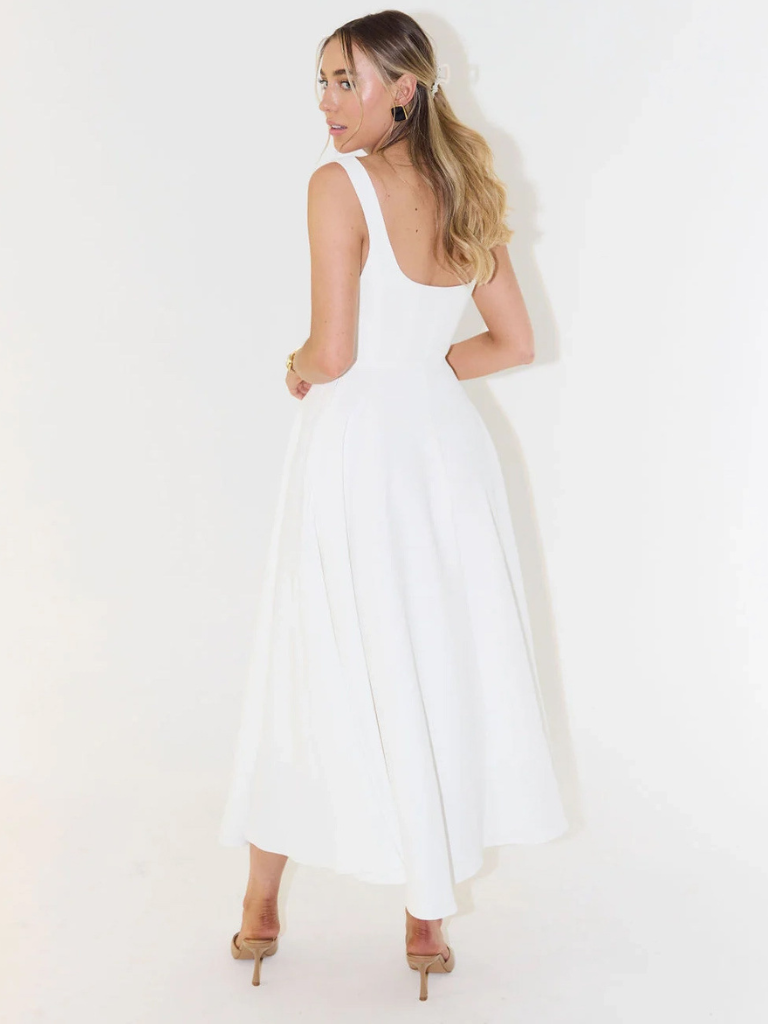Scarlet Grace | Elegant Dress