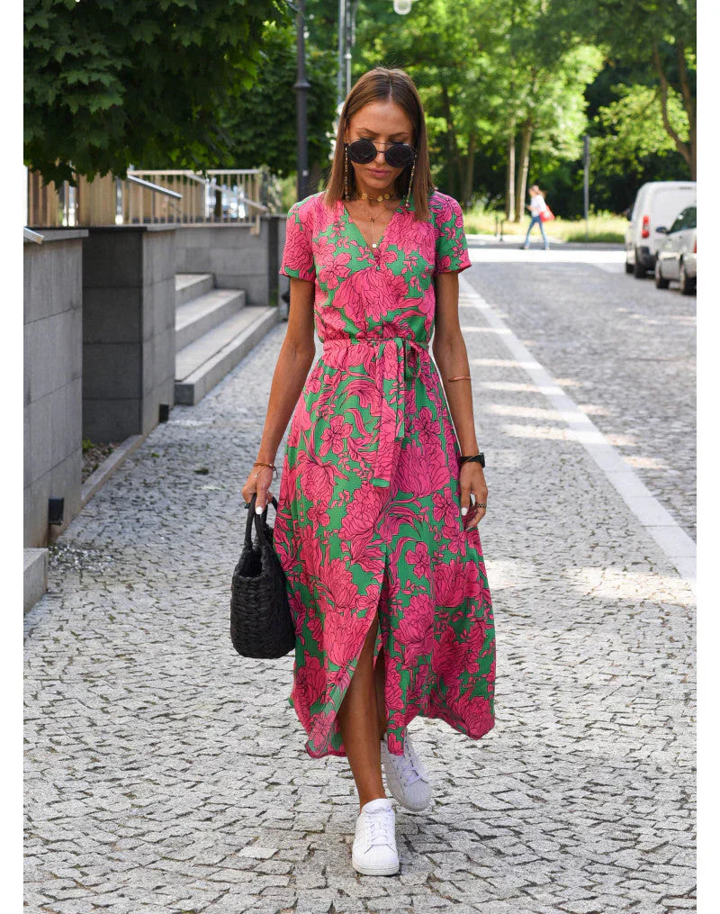 Susan - Elegant Dress with V-Neck