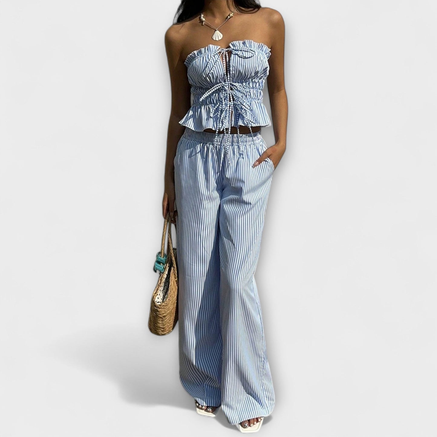Alona – Summer Set with a Nautical Touch