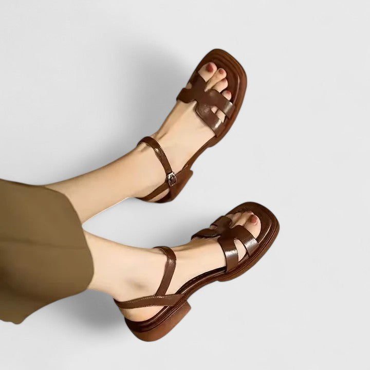 Dalian | Elegant Flat Sandals