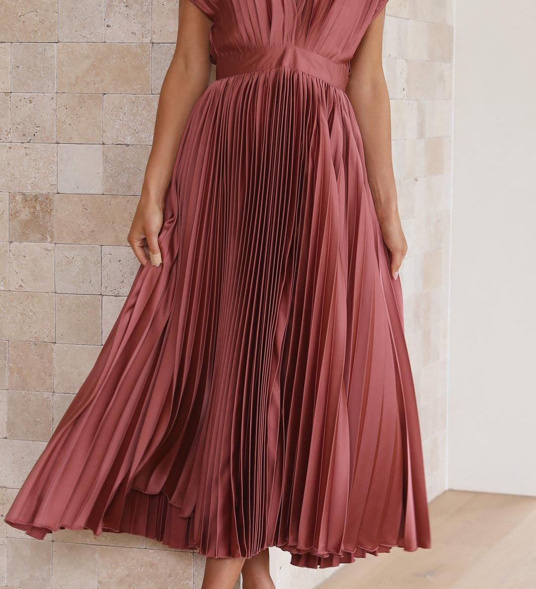 Alexis - Elegant Pleated Dress