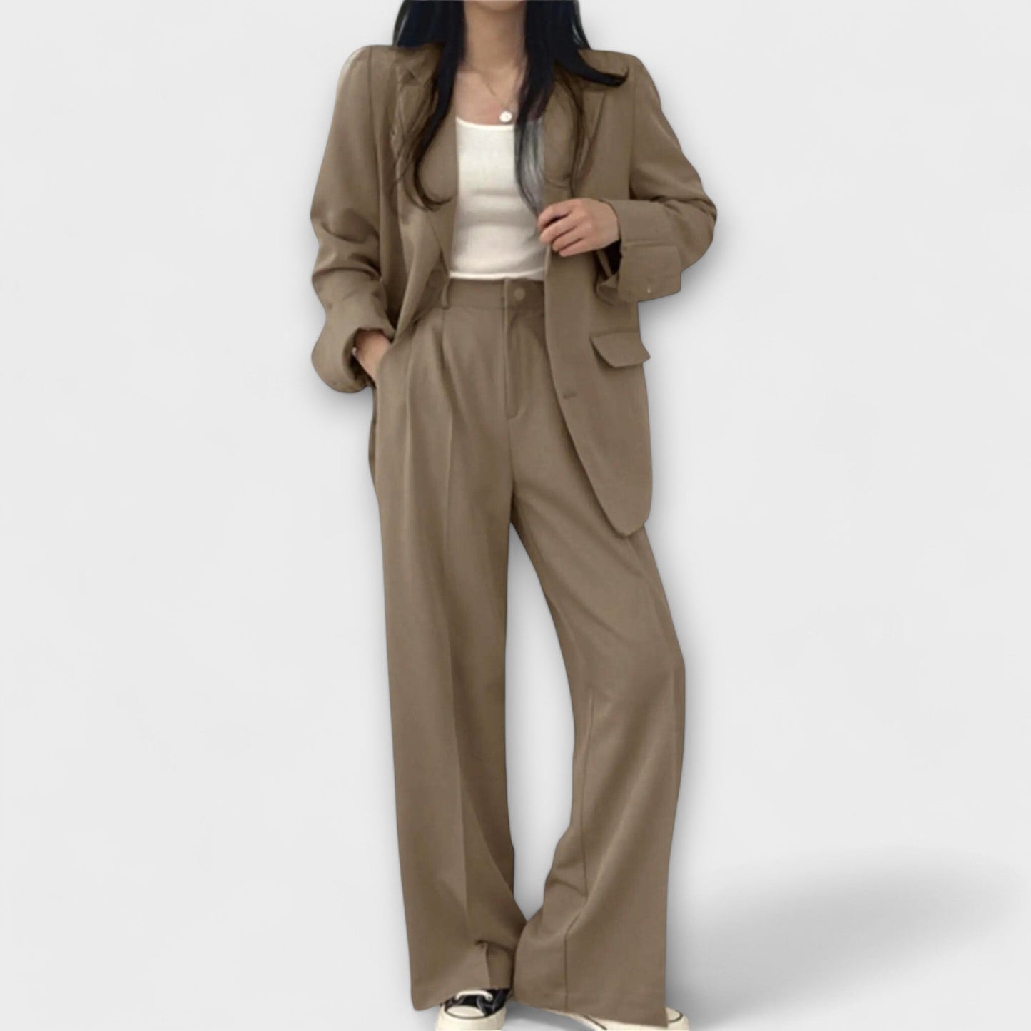 Gramat – Classic Trouser Suit for Stylish Appearances