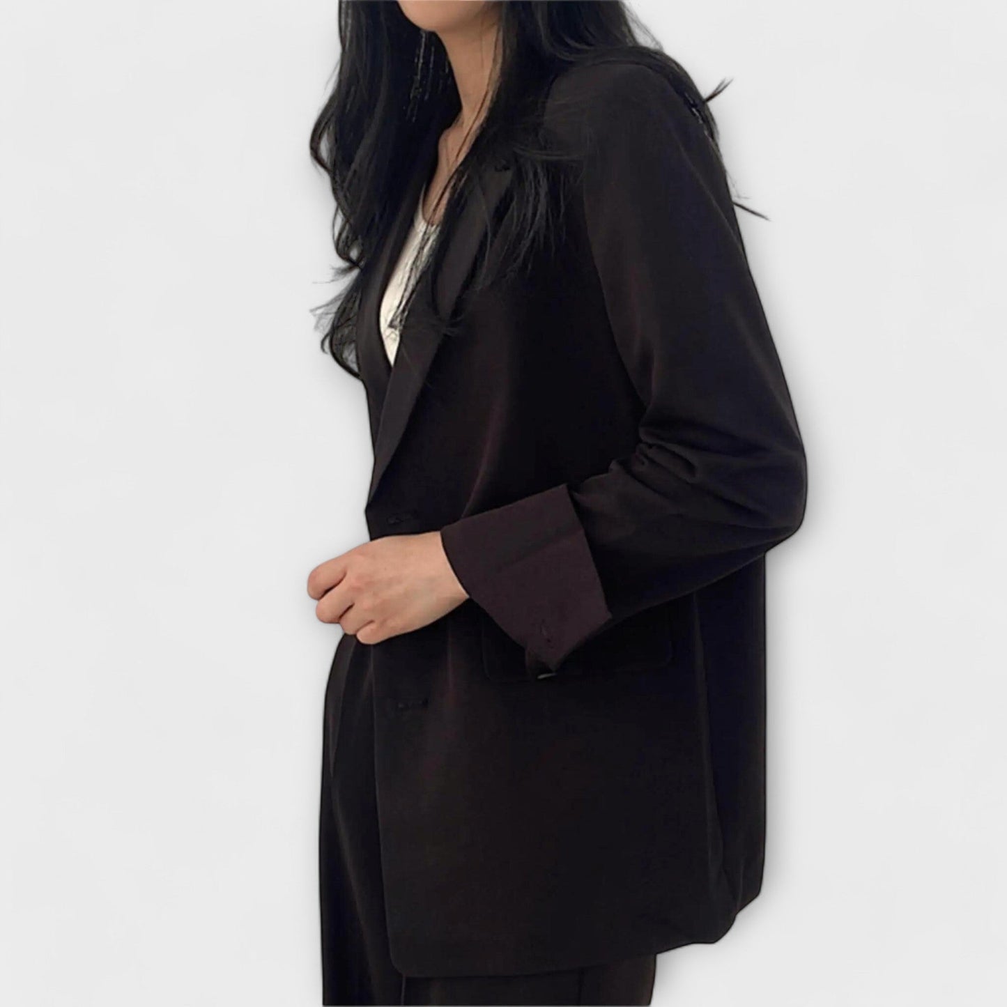Gramat – Classic Trouser Suit for Stylish Appearances