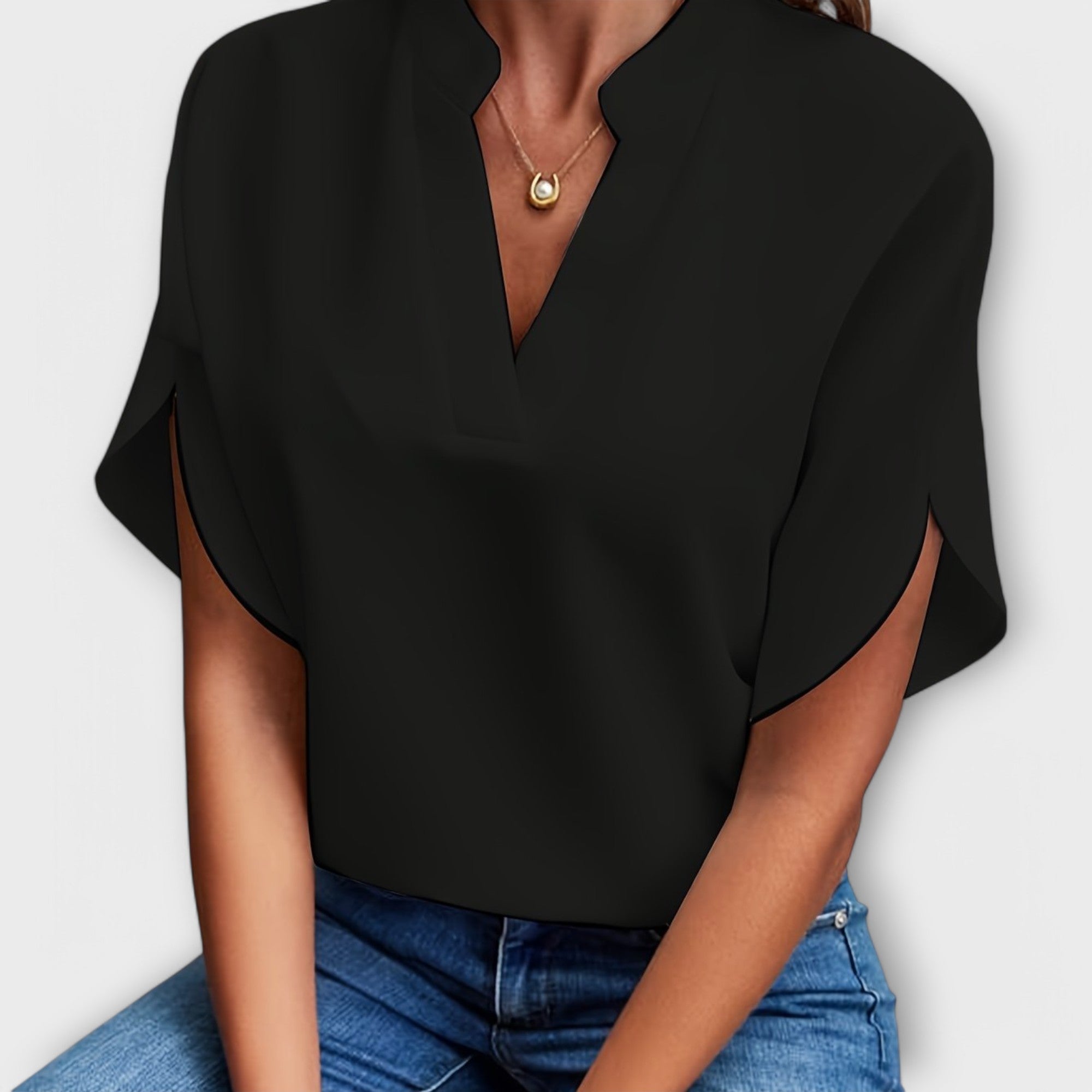 Elegant and Lightweight Women's Shirt