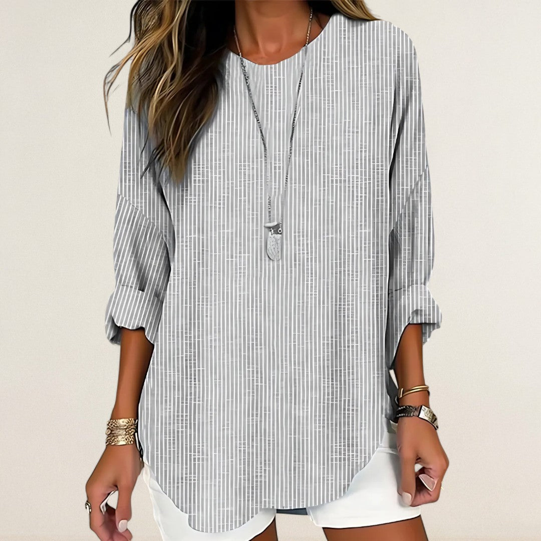 Loose Shirt for a Pleasant Day