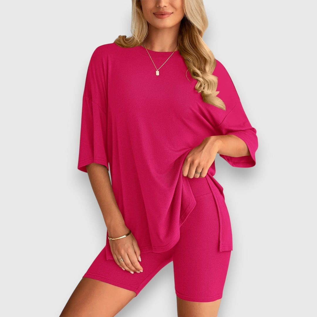 Malia – Oversized T-Shirt and Shorts Lounge Set