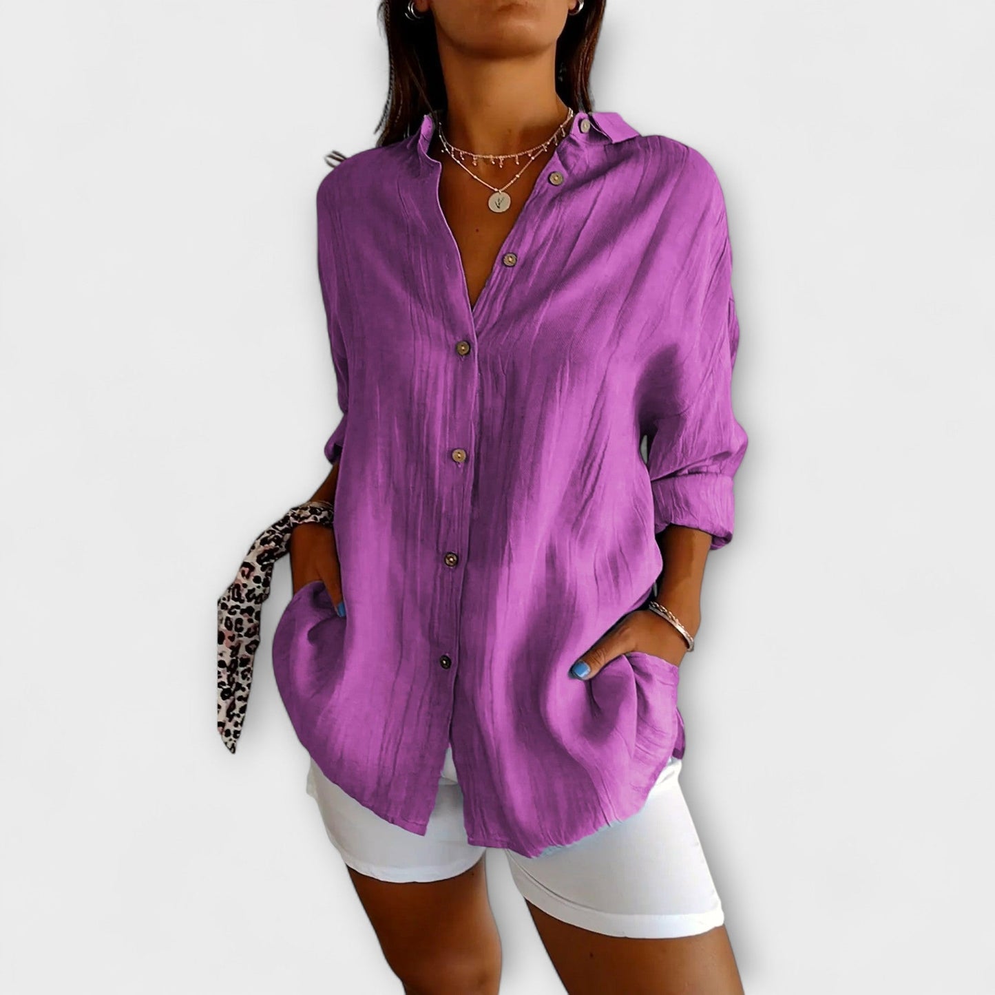 Elegant Saskia Blouse with Pleats for Women