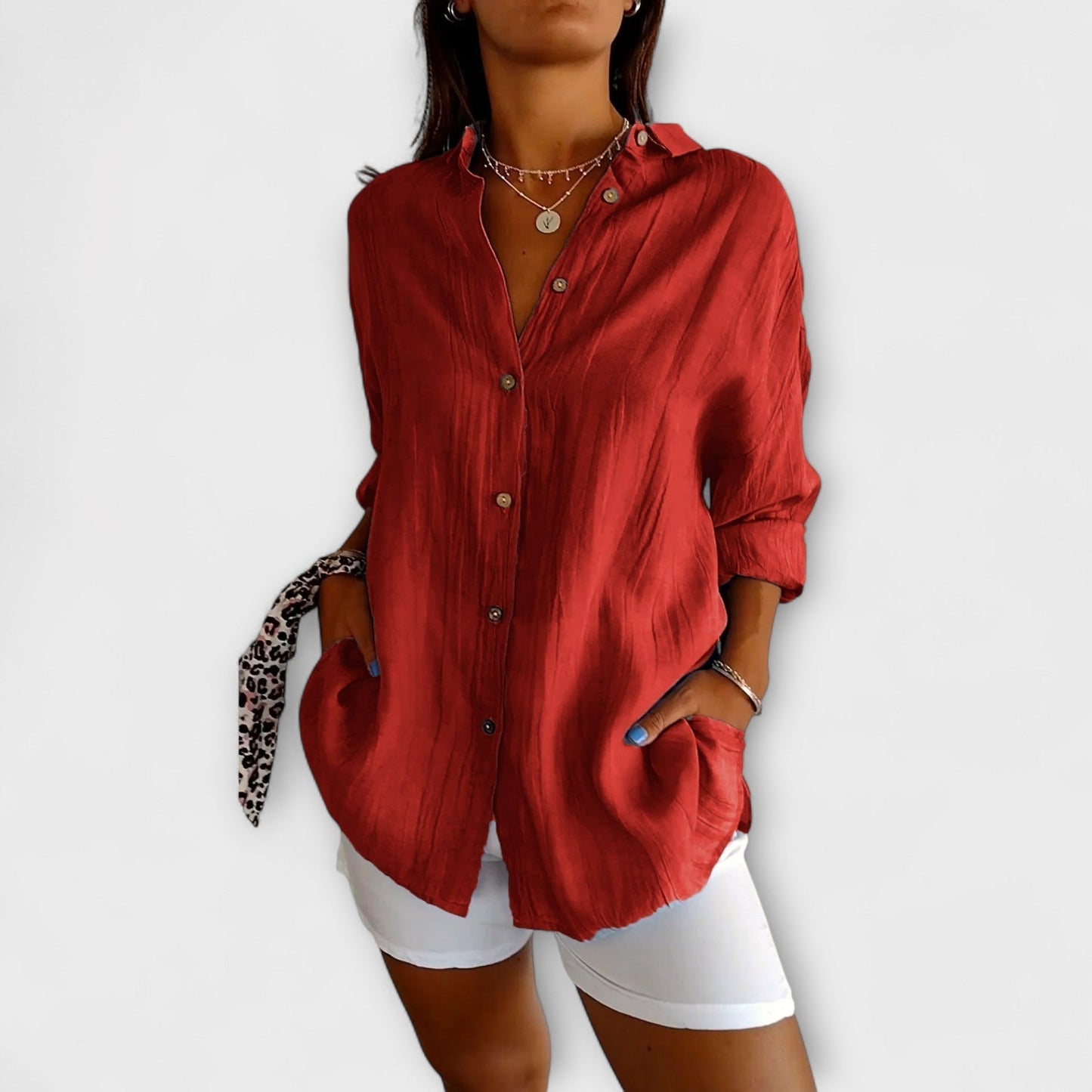 Elegant Saskia Blouse with Pleats for Women