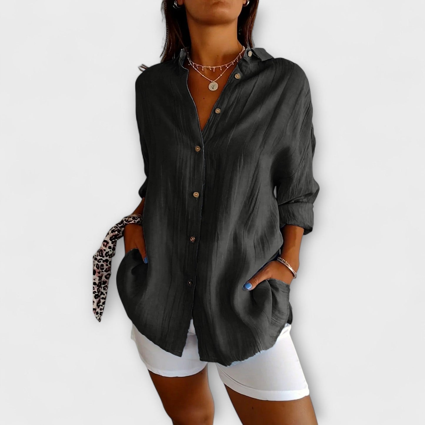Elegant Saskia Blouse with Pleats for Women