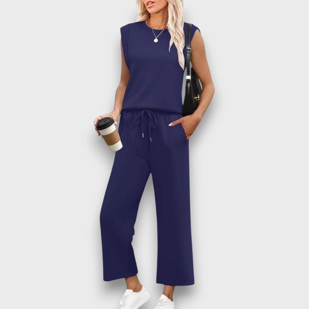 Miria – Two-Piece Set with Urban Scent