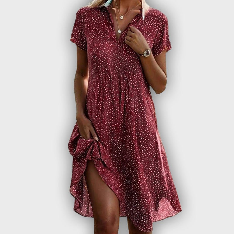 Elegant A-Line Dress in Retro-Chic Design