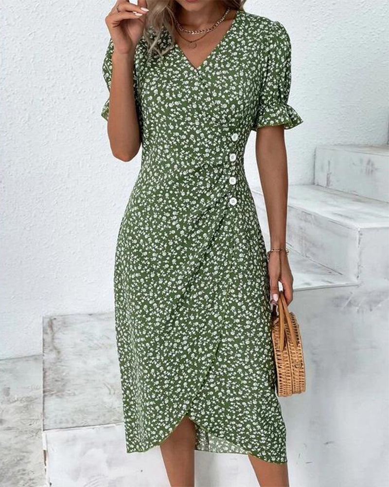 Elaine – Floral Summer Dress with Tummy Coverage