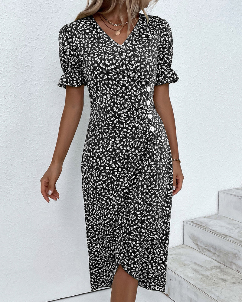 Elaine – Floral Summer Dress with Tummy Coverage