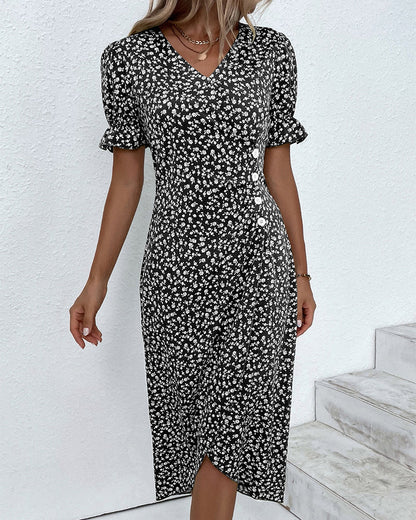 Elaine – Floral Summer Dress with Tummy Coverage