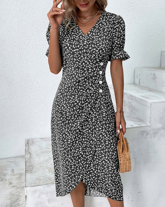 Elaine – Floral Summer Dress with Tummy Coverage