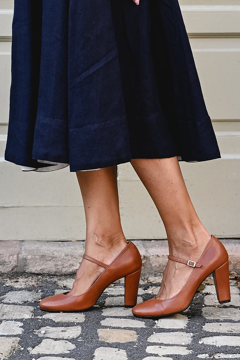 Barvina | Everyday Sandals with a Small Heel
