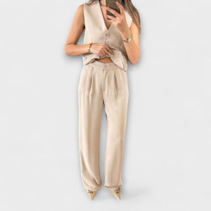 Valena – Set with a Vest in Urban Sandton