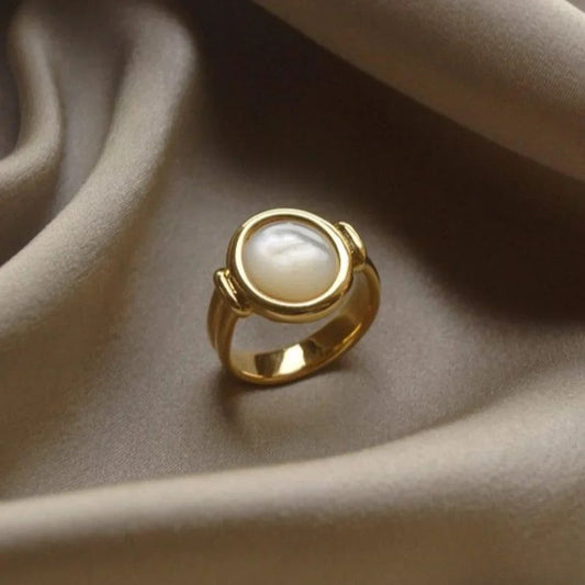 Luxury Ring with Beads