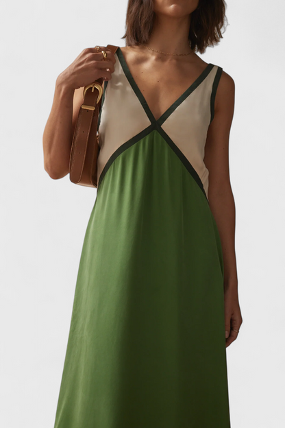 Boho Summer Dress with V-Neck