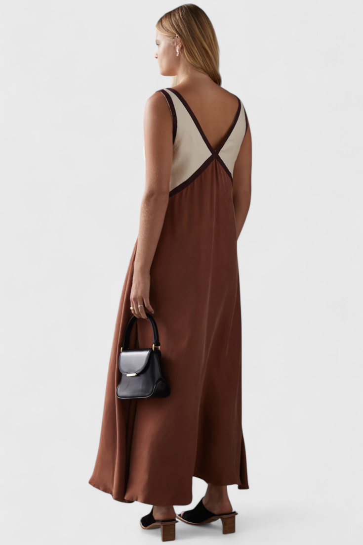Boho Summer Dress with V-Neck