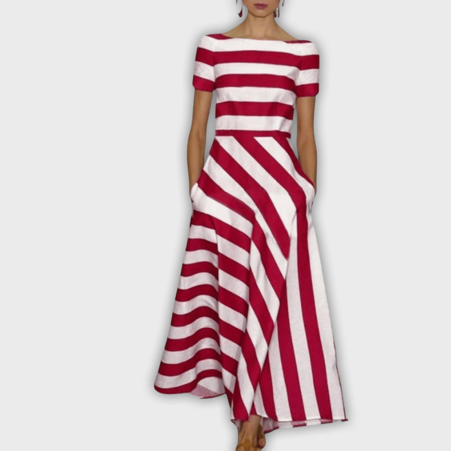 Striped Maxi Coat - Elegant and Comfortable for Every Occasion