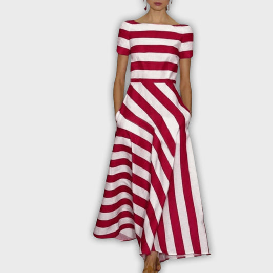 Striped Maxi Coat - Elegant and Comfortable for Every Occasion