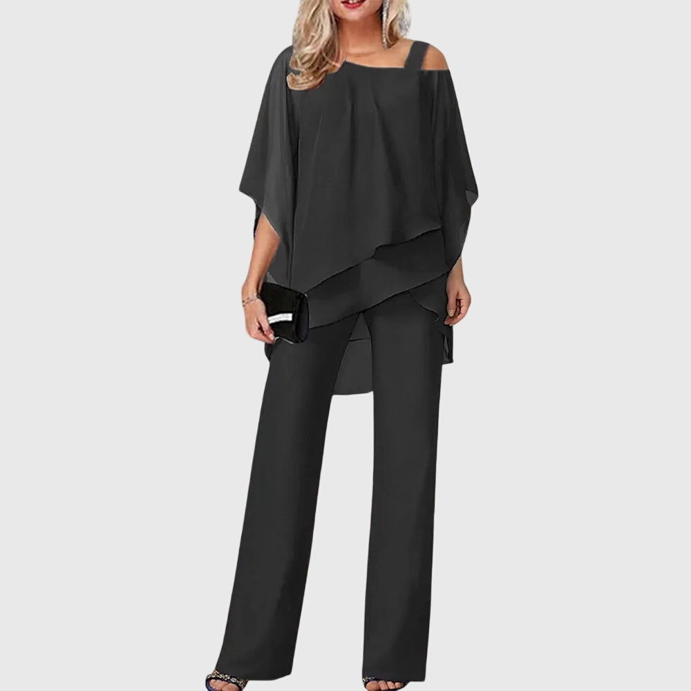 "Elena" | Elegant suit for any occasion.