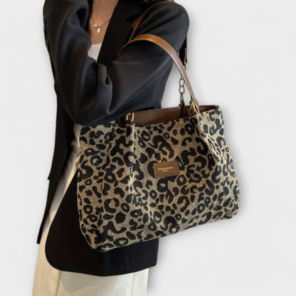 Canvas Bag with Tiger Print - Modern Design and Everyday Comfort