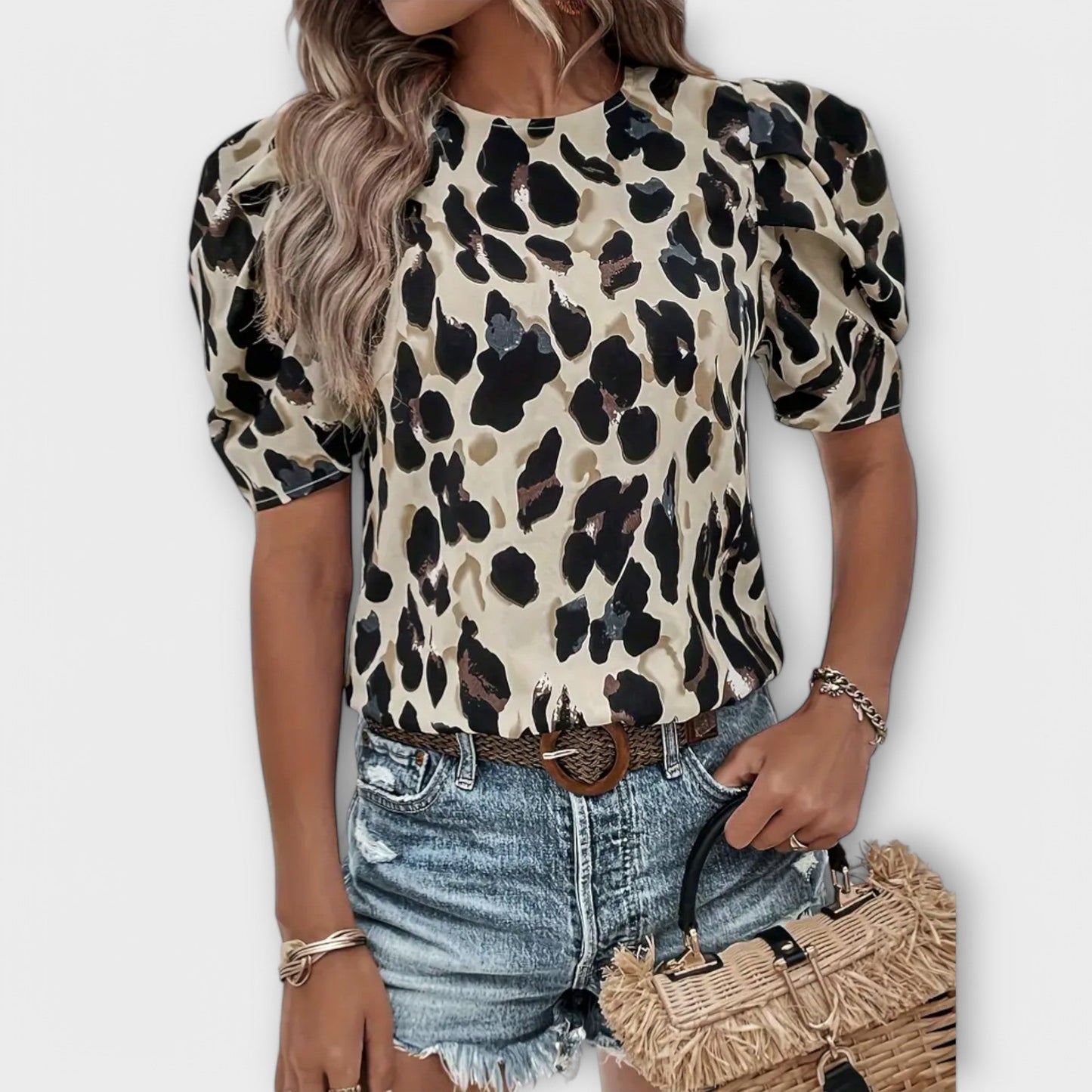 Amelia Versatile Printed T-Shirt