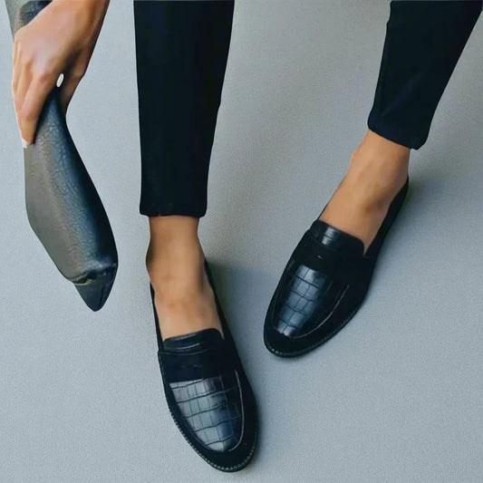 Carmine™ | Elegant Moccasins for Women