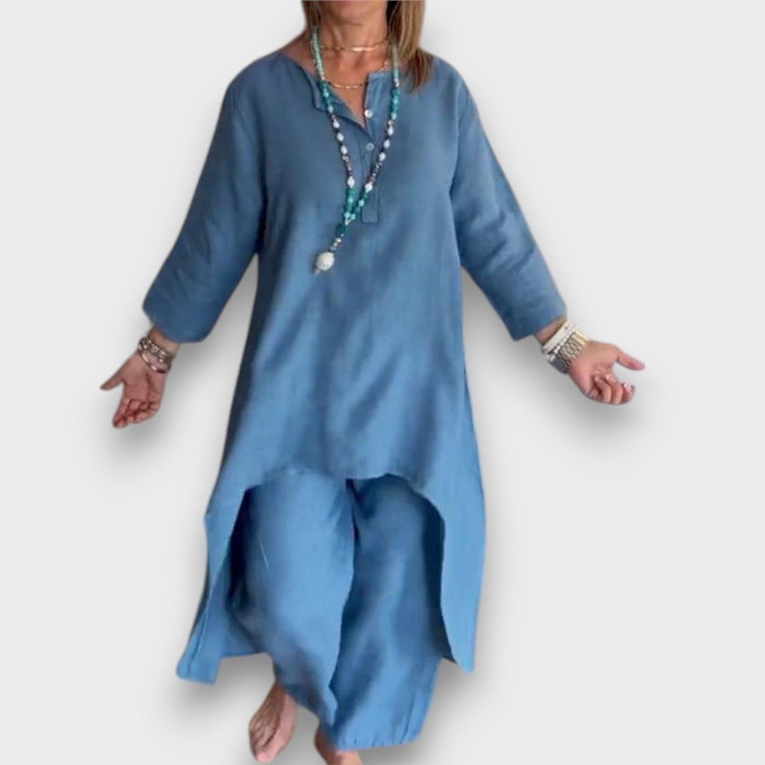 Mirala – Summer Suit with an Asymmetrical Touch