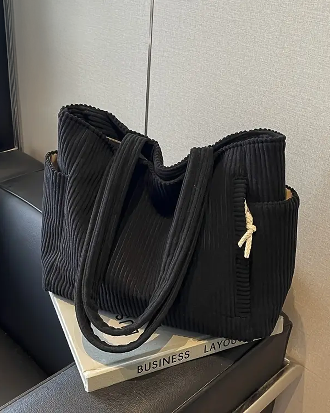 Tilda – Carry Bag with Thread Details