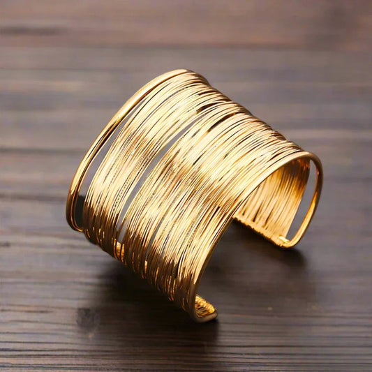 Laura Jewelry - Nostalgic Gold Jewelry with a Luxurious Finish