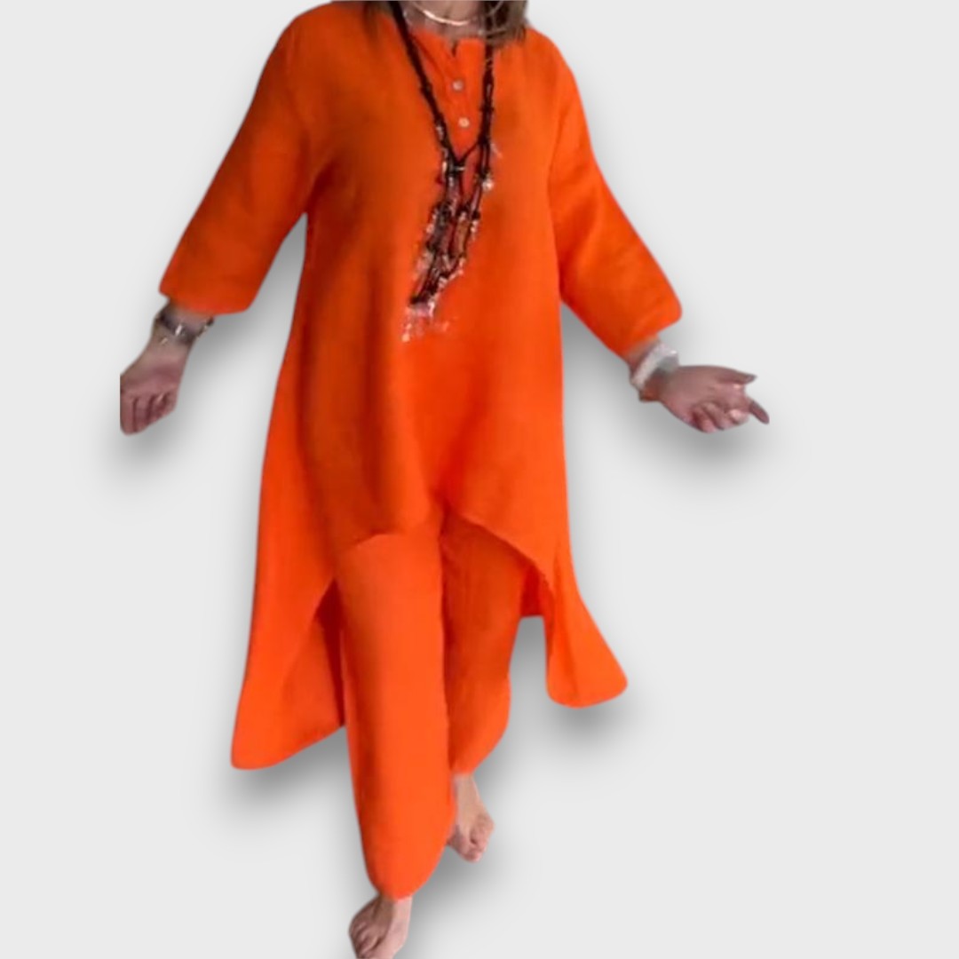 Mirala – Summer Suit with an Asymmetrical Touch