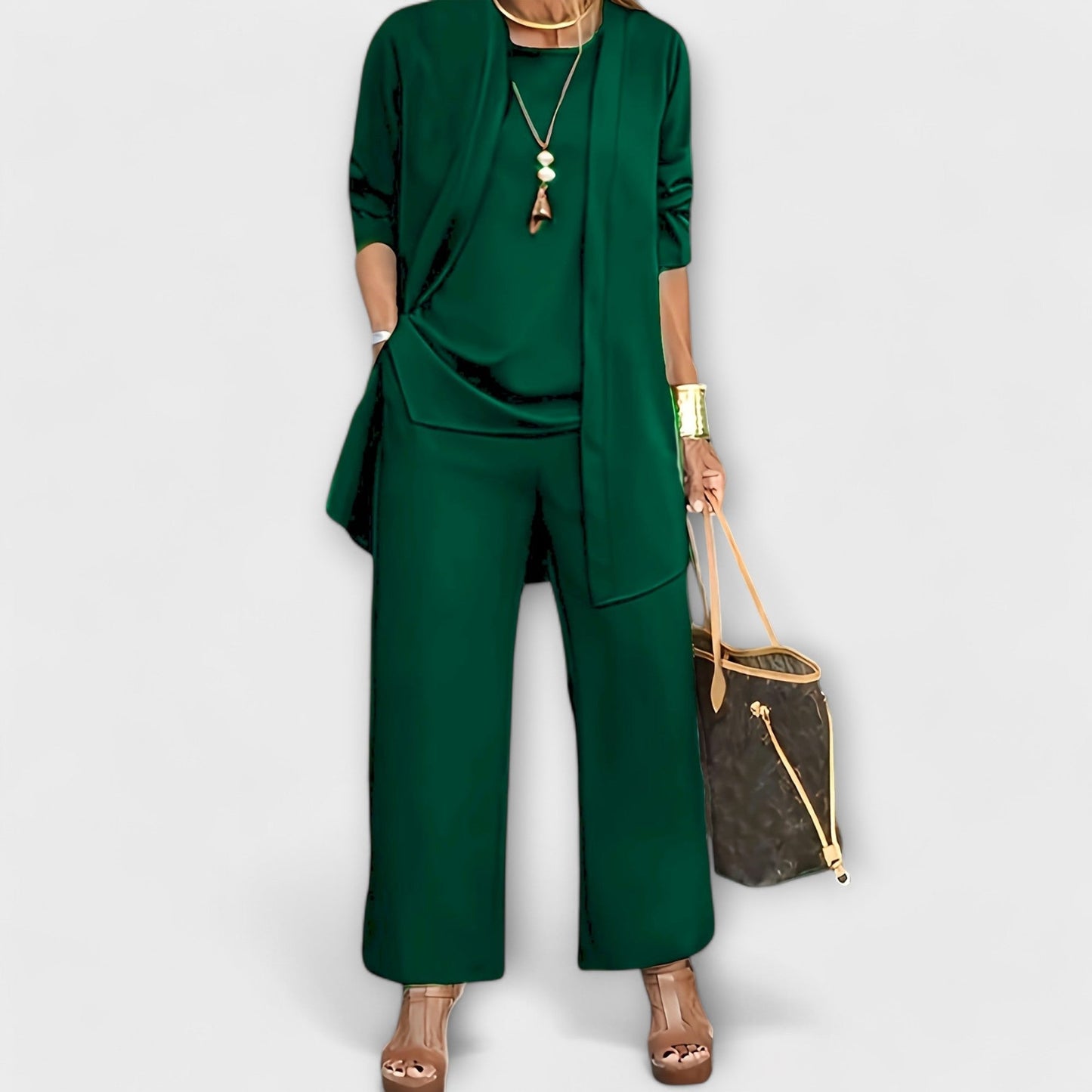 Laura – Three-Piece Set with Soft Sweater