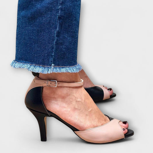 Nuarla™ | Elegant Decollete with Strap