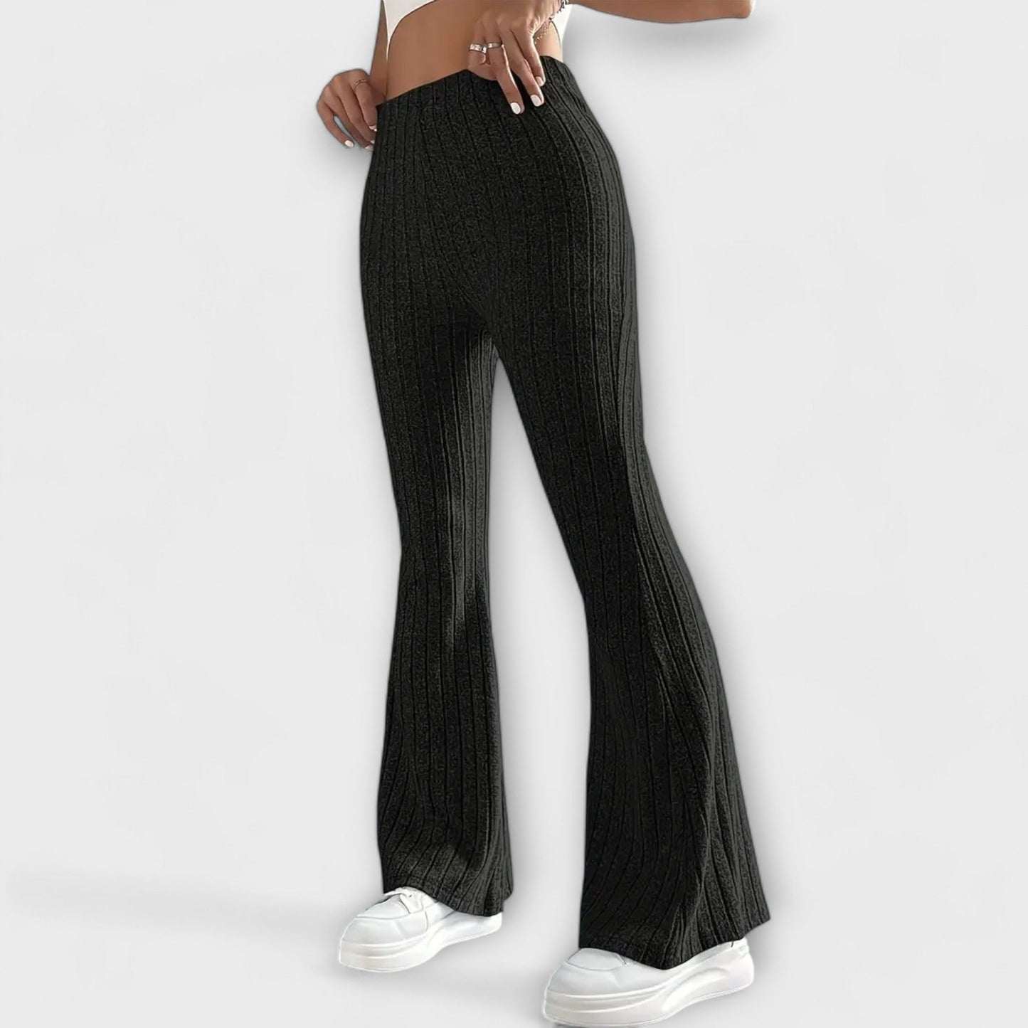 Elegant Women's Pants with Highlighted Cut