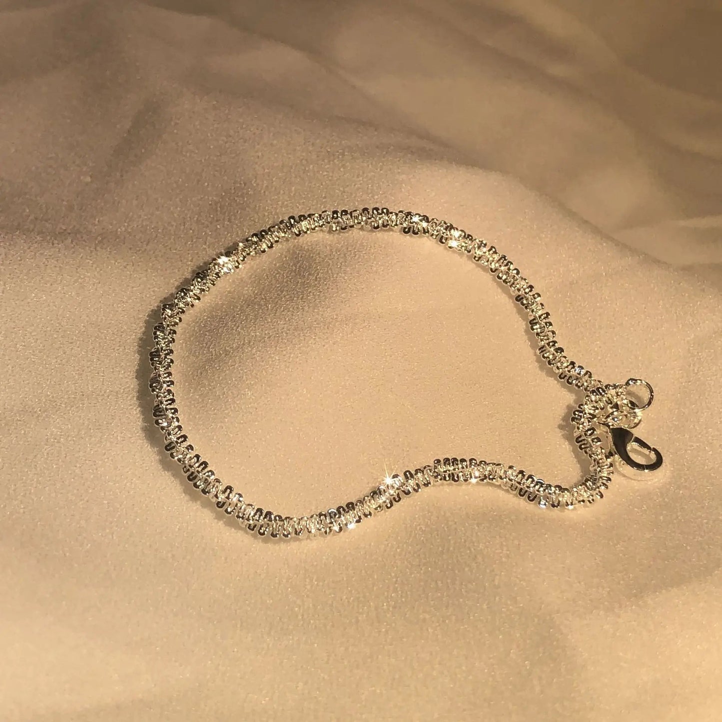 Elegant Sparkling Bracelet with Luxury Display